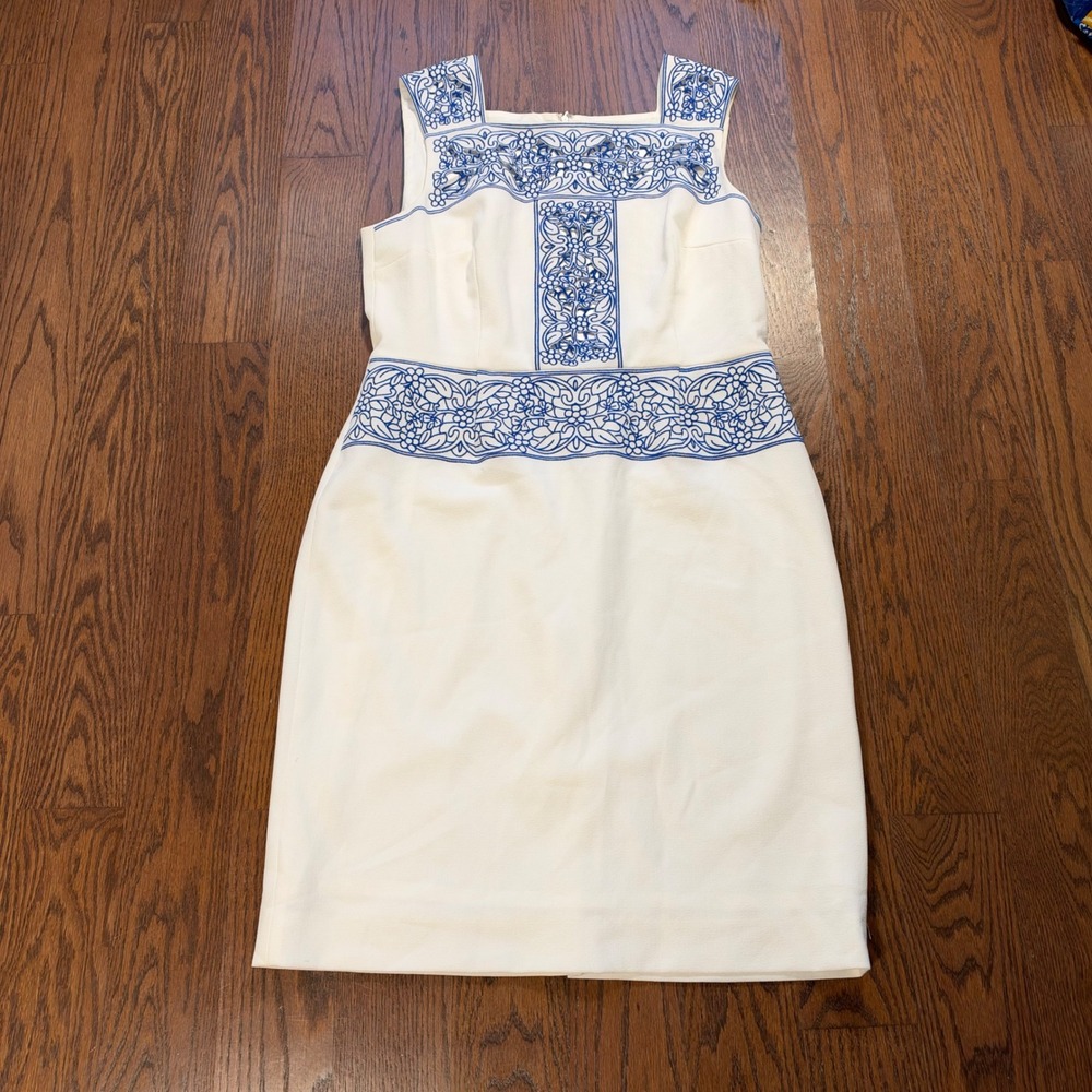 Antonio Melani White Blue Embroidered Eyelet Sheath Dress Size 14 Sleeveless